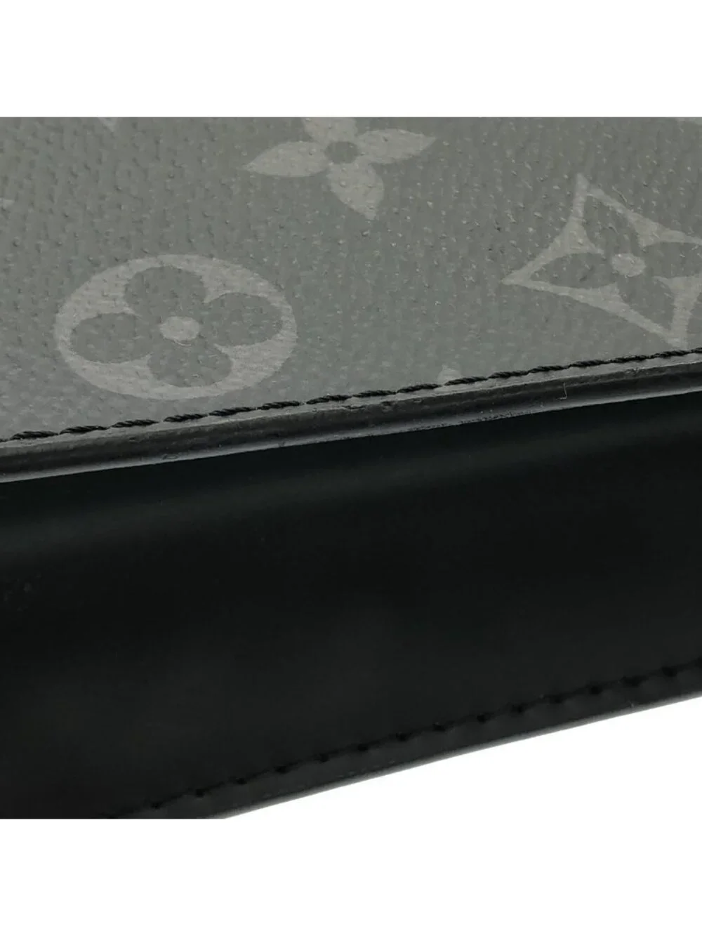 Louis Vuitton Monogram Eclipse Pochette Voyage MM